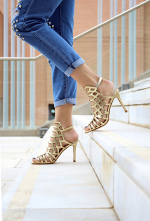Elegant Sole Shoes
