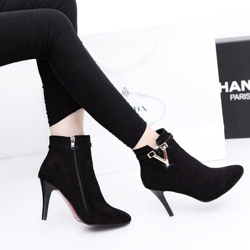 The V high heels
