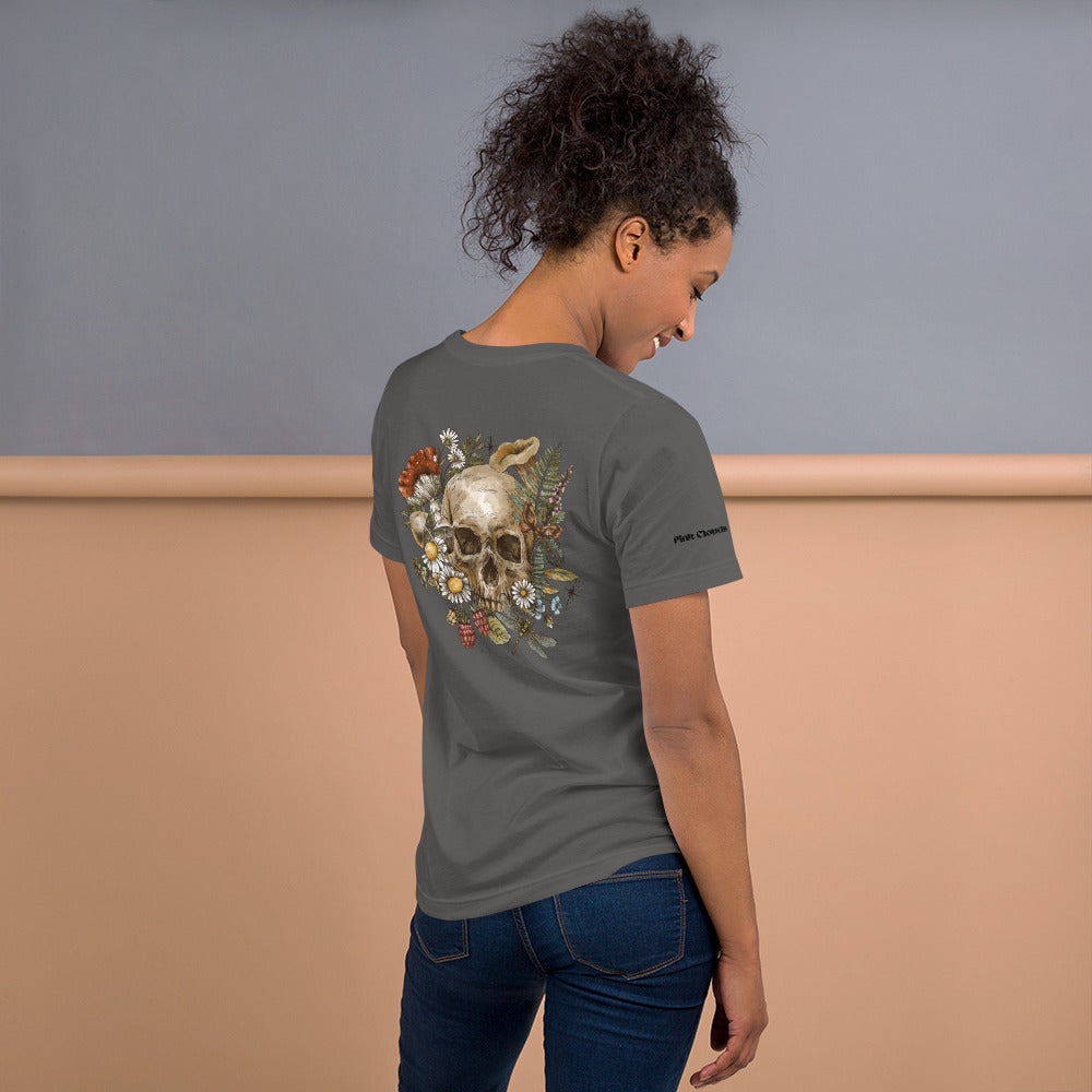 The skull by Pink clouds - Unisex  t-shirt